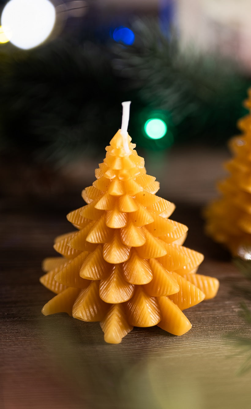 Christmas tree beeswax candle