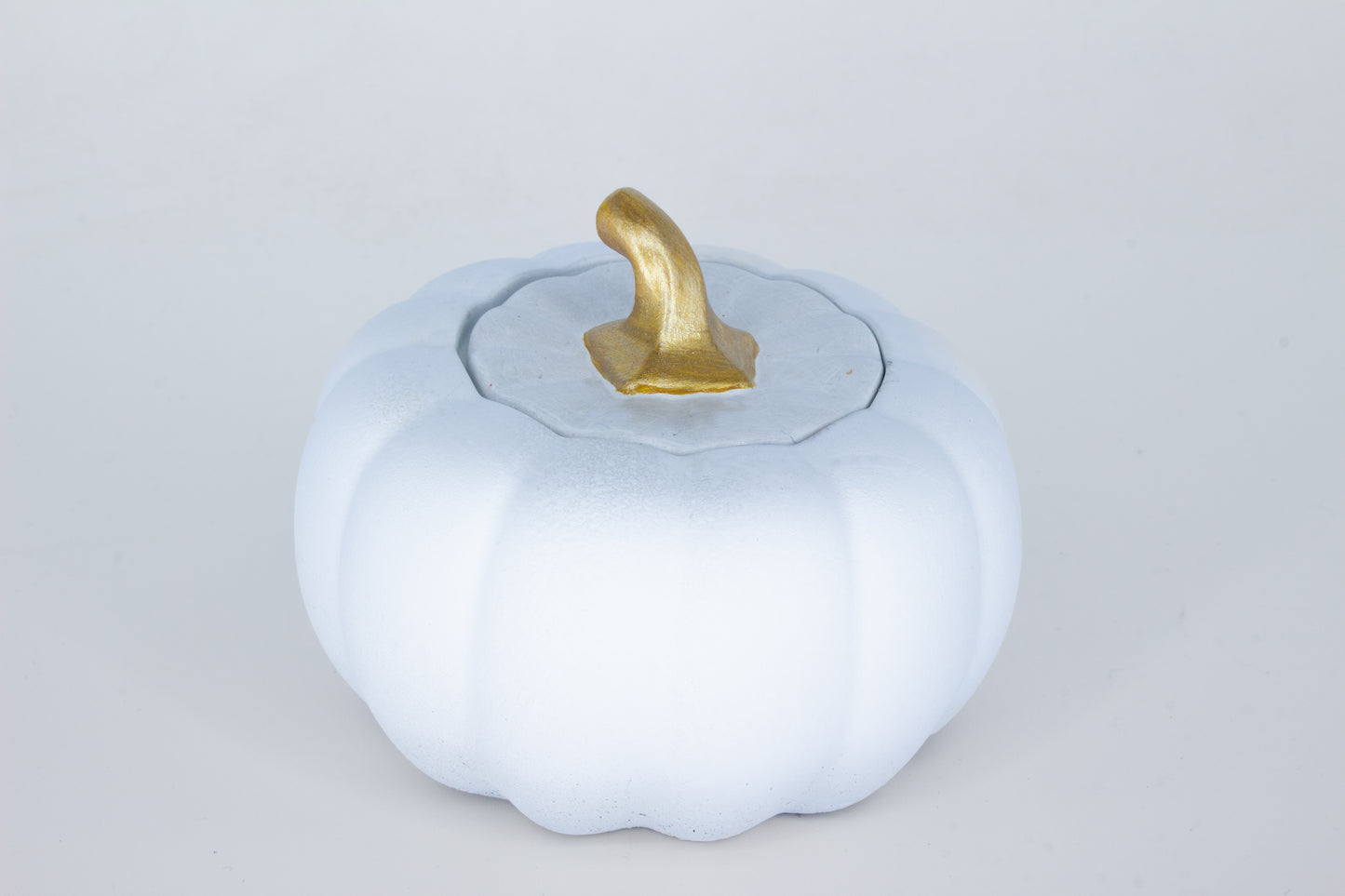 Pumpkin candle. Soy wax with wooden wick